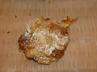 Pain chocolat cu migdale 