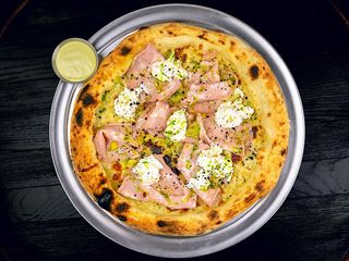 Mortadela z burratą