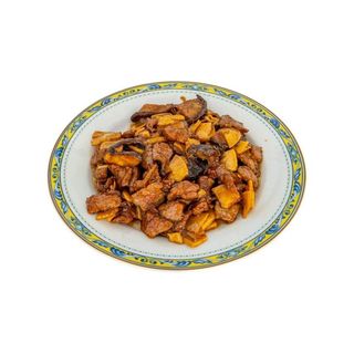 76. Ternera Con Bambú Y Setas Chinas