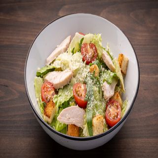 Салат Цезар з куркою (300г)