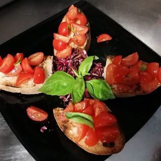 Quadrifoglio di bruschette