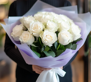 Buchet 15 trandafiri albi