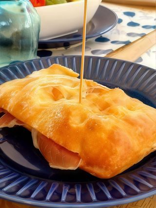 Bocadillo De Jamón Del País