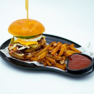 HAMBURGUESA LUX + PATATAS