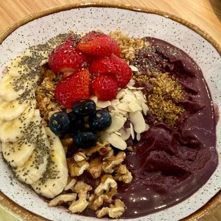 Acai bowl 