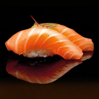 137 Nigiri sake - 2 pezzi