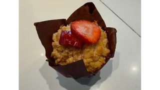 Muffin rabarbarowo-truskawkowy