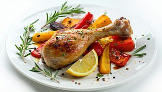 Пилешки бут с гарнитура (350г)