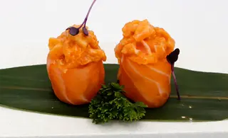 G8.Gunkan sake spicy