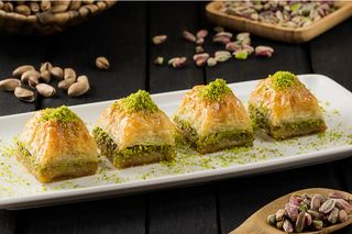 Баклава с шамфъстък (100г)