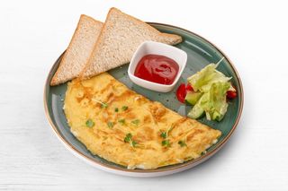 Омлет с сыром (200г) до 14:00