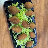 CROQUETAS DE COCHINILLO Y MANZANA