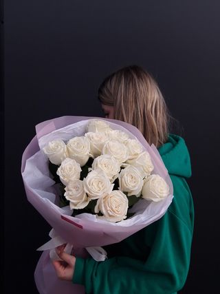 Троянда Еквадор 15 шт біла