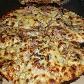 Пица Капричоза