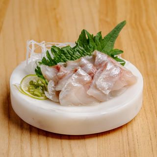 Sashimi dorada 5 szt.