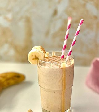 Batido de plátano con crema de cacahuete (350 ml.)