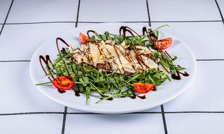 სტეიკ სალათი