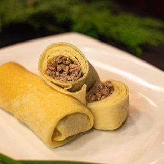 Блины с яблоком и корицей