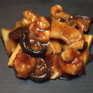 Gambas Con Bambú Y Setas