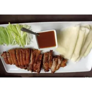 M38. Pato Asado Pekinesa Con Crepes