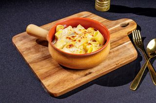 Rigatoni la cuptor cu quattro formaggi