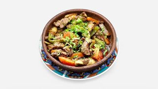 Баранина жареная с овощами 