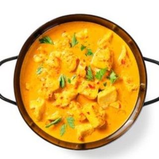 Pollo Con Salsa De Curry