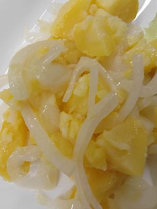 г-ра Варени картофи с лук