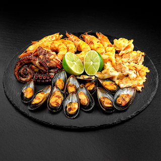 Platou cu fructe de mare