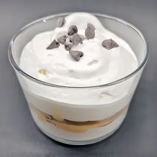 BOLO DE BOLACHA E CANELA