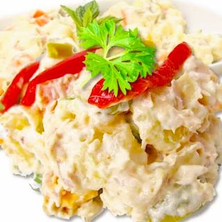 Ensaladilla rusa de la casa