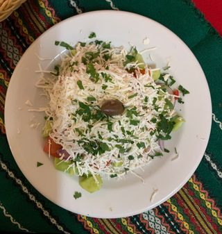 27.Шопска салата (350г)