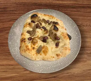 Focaccia Ciuperci& Masline