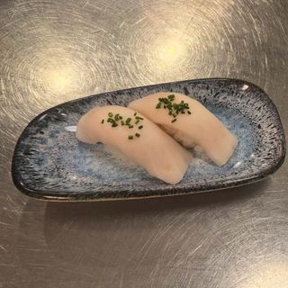 34. Nigiri pez mantequilla