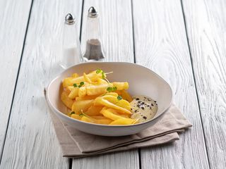 Картопляні діпи з айолі та пармезаном (150/30g)