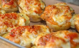 Patata Asada Con Atún