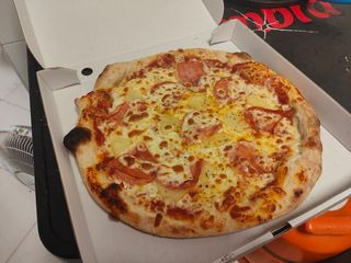 Pizza Hawái (30 Cm.)