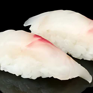 Nigiri Peixe Branco (4 Peças)