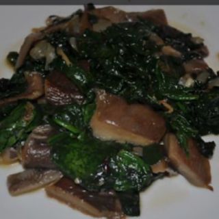 Espinacas Con Setas Salteadas