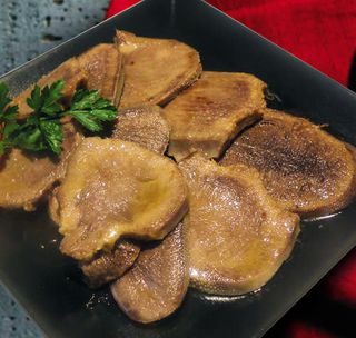 Телешки език в масло (200г)