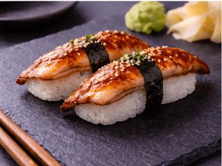 NIGIRI WĘGORZ 2 szt (70g)