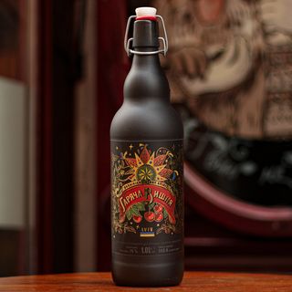 Напій Алкогольний Десертний Гаряча Вишнівка - 1л