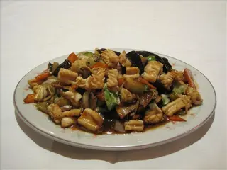 99 Калмари с гъби Муар и бамбук (600г)