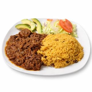 Menú De Ternera Guisada Con Guandules