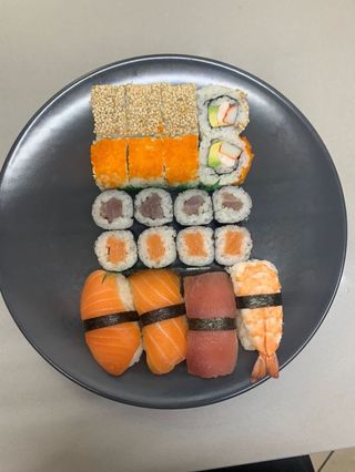 Bandeja Sushi California Y Maki (20 Pzs.)