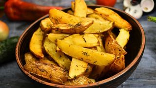 Запеченный картофель/ Cartofi copți