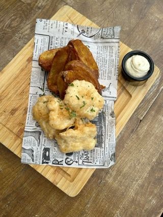 Fish &Chips super tierno de merluza con patatas