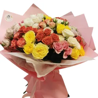 Buchet cu miniroze oranj