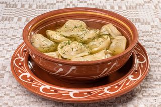 Pielmieni w bulionie