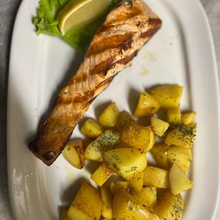 Сьомга филе (500г)